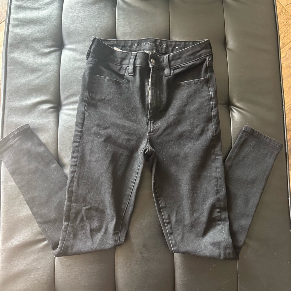 American Eagle Outfitters Super Hi-Rise Jegging 6 Short